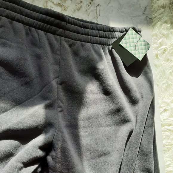🆕️ PLUS Size Gray Joggers - Picture 3 of 5
